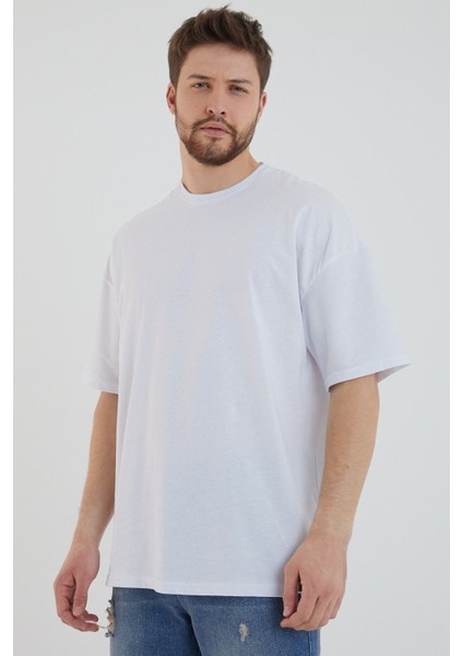 Beyaz Oversize T-Shirt