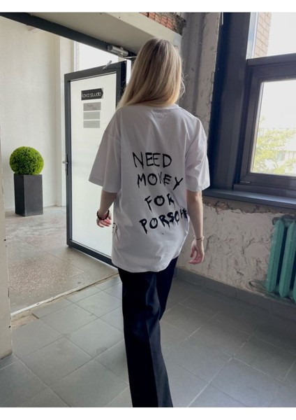 Need Money For Porsche Baskılı Oversize T-Shirt fırsatları