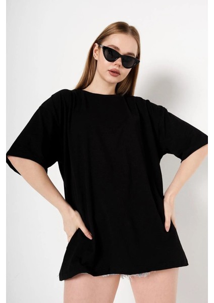Siyah Kısa Kollu Bisiklet Yaka Oversize T-Shirt fiyatları
