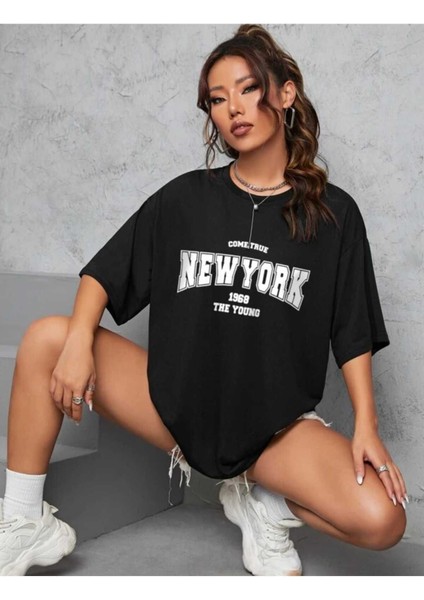 New York Baskılı Oversize T-Shirt fırsatları