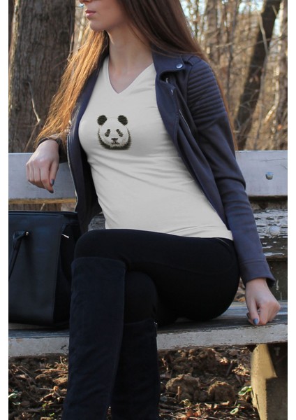 %100 Pamuk Openend Standart Kesim V Yaka Basic T-Shirt Panda 002