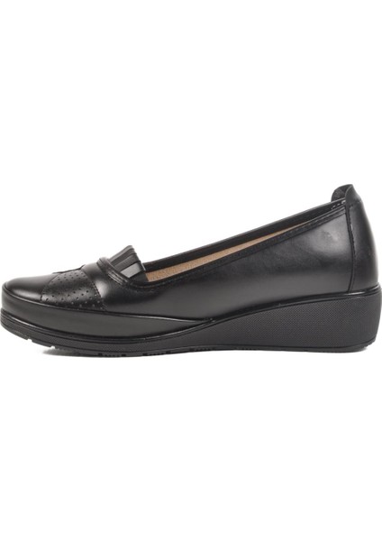 177 Z Siyah Hakiki Deri Kadın Günlük Ayakkabı fiyatları