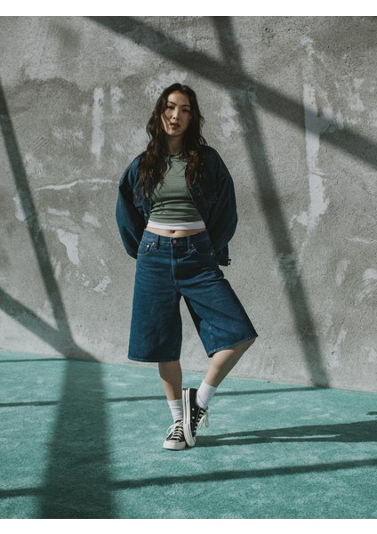Kadın Mavi 11" Mid Rise Longline Denim Şort fiyatları