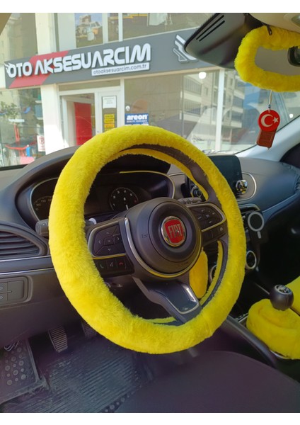 Yumuşak Tüylü Peluş Direksiyon Kılıfı Sarı