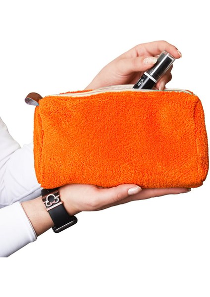 Peluşçu Dayı Fermuarlı Peluş Makyaj Çantası (Kısa Tüylü) – Kadınlar Için En Yeni Makyaj Çantası