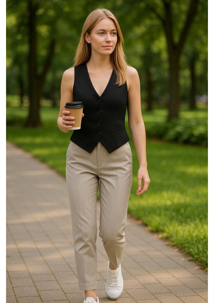 Kadın Siyah Crop Yelek