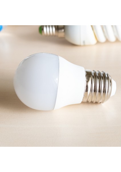 I-Rec Sertifikalı LED Ampul E27 9W 850LM Gün Işığı 3200K Day Light Yeşil Enerji