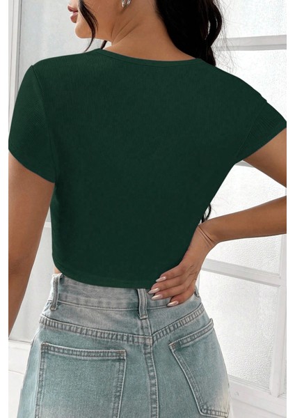- Kadın Yeşil Yarım Kol Düz Yaka Crop Top Bluz
