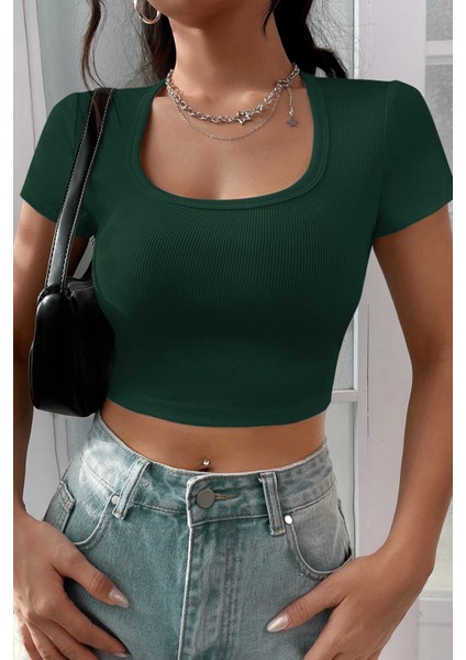 - Kadın Yeşil Yarım Kol Düz Yaka Crop Top Bluz