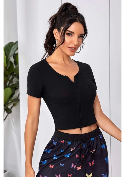 - Kadın Siyah Çift Fermuarlı Yarım Kol Crop Top Bluz