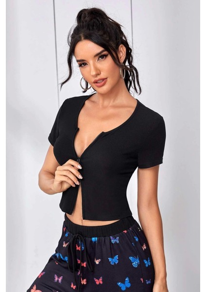 - Kadın Siyah Çift Fermuarlı Yarım Kol Crop Top Bluz