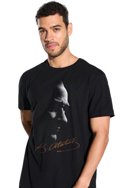 Atatürk Baskılı Baskılı T-Shirt