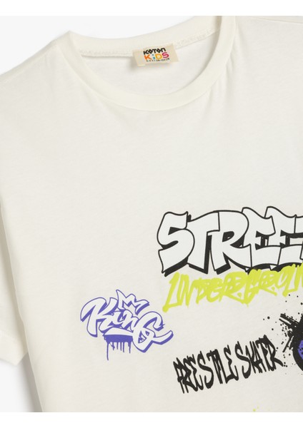 Yeni Sezon Grafiti Baskılı Kısa Kollu Bisiklet Yaka Oversize Tişört