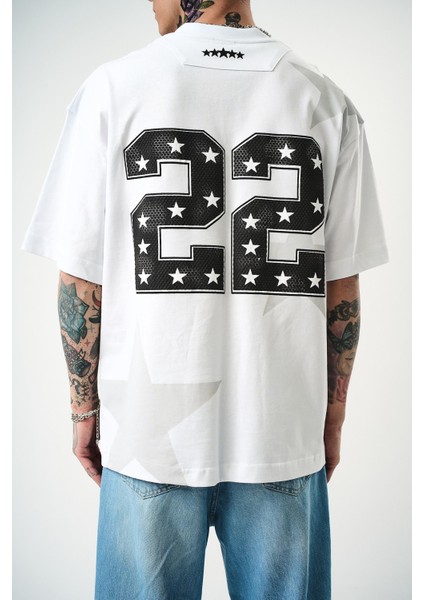 Erkek 22 Starz Baskılı Oversize T-Shirt Beyaz fırsatları