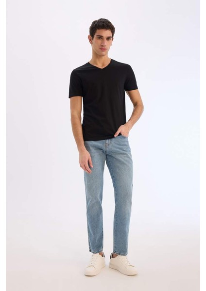 Yeni Sezon %100 Pamuk Slim Fit Dar Kesim V Yaka Basic Düz Kısa Kollu Tişört fiyatları