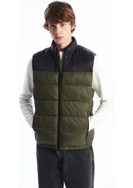 Yeni Sezon Slim Fit Dik Yaka Erkek Sisme Yelek - S51417Z8