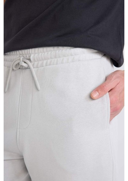 Yeni Sezon Regular Fit Düz Paça Basic Düz Şort