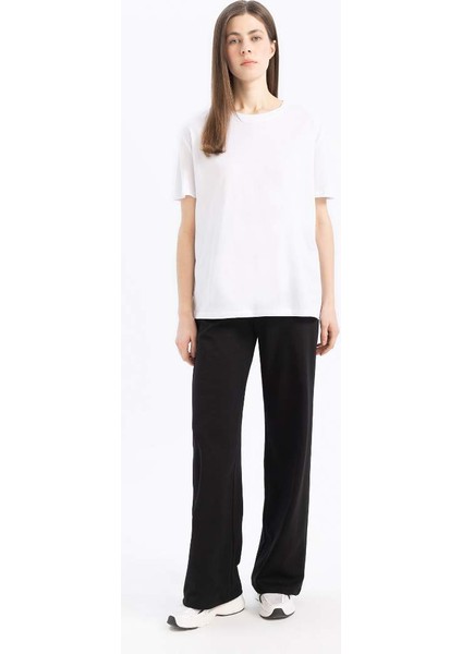 Regular Fit Bisiklet Yaka Basic Düz Penye Kısa Kollu Beyaz Tişört W9584AZ25SP