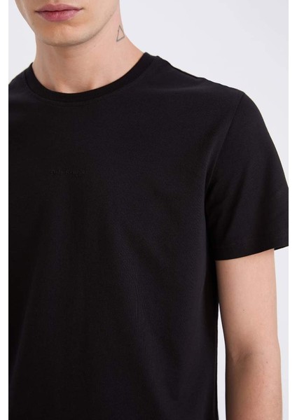 Yeni Sezon %100 Pamuk Slim Fit Dar Kesim Bisiklet Yaka Baskılı Kısa Kollu Tişört