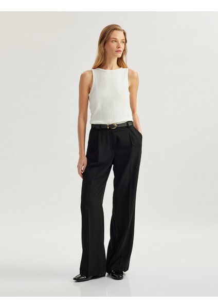 Yeni Sezon Slim Fit Kolsuz Bisiklet Yaka Pamuklu Ribanalı Atlet fiyatları