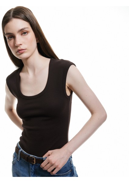 Yeni Sezon Slim Fit Pamuklu Kolsuz U Yaka Basic Crop Body