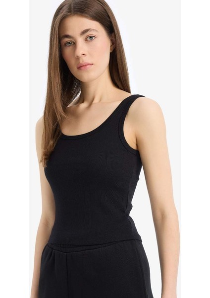 Yeni Sezon Slim Fit Dar Kesim Basic Düz Yuvarlak Yaka Fitilli Kaşkorse Atlet