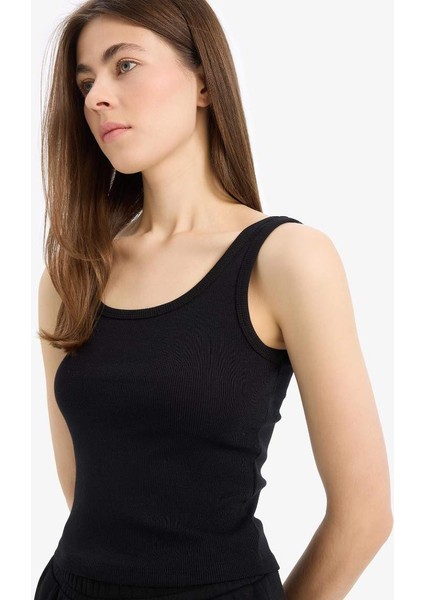 Yeni Sezon Slim Fit Dar Kesim Basic Düz Yuvarlak Yaka Fitilli Kaşkorse Atlet modelleri