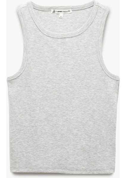 Yeni Sezon Bisiklet Yaka Kolsuz Slim Fit Basic Kadın Atlet