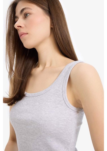 Yeni Sezon Slim Fit Dar Kesim Basic Düz U Yaka Fitilli Kaşkorse Atlet