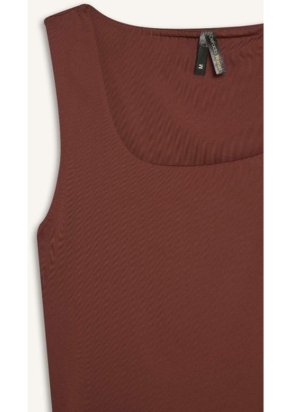 Yeni Sezon Slim Fit Dar Kesim Basic Düz Kare Yaka Atlet