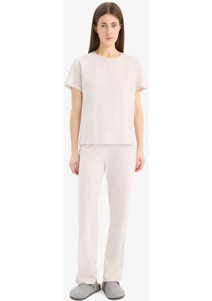 Yeni Sezon Regular Fit Pijama Takımı Kısa Kollu Pijama Üstü Esnek Belli Uzun Pijama Altı-Fall In Love