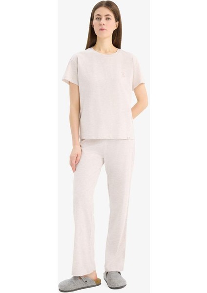 Yeni Sezon Regular Fit Pijama Takımı Kısa Kollu Pijama Üstü Esnek Belli Uzun Pijama Altı-Fall In Love
