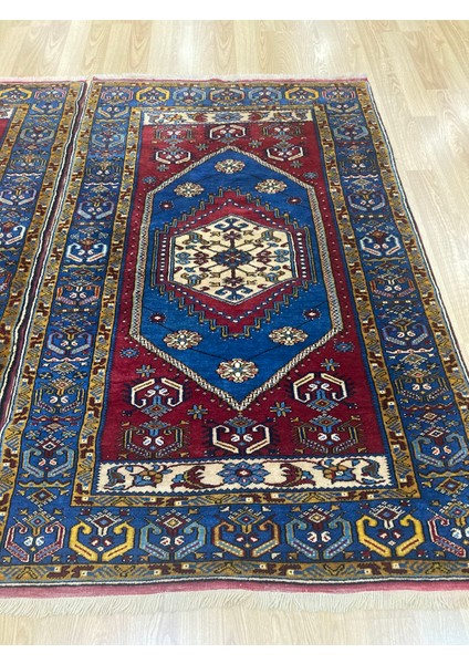 Yahyalı Halısı El Dokuma Muhteşem Kondisyon Kök Boya Yün Halı 130 x 190