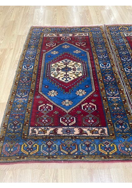 Yahyalı Halısı El Dokuma Muhteşem Kondisyon Kök Boya Yün Halı 130 x 190