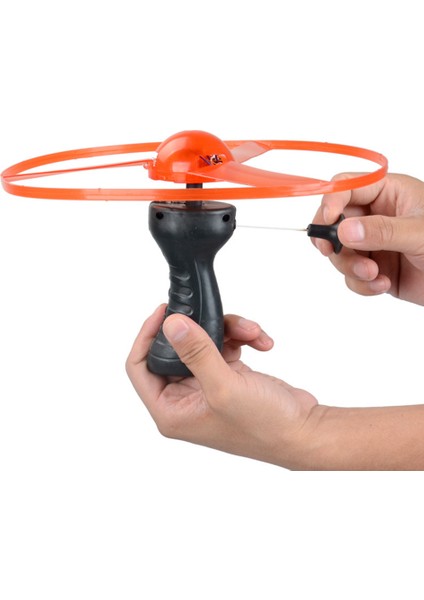 Rast-Gele Komik Renkli Çekme Ipi Ufo LED Işıklı Uçan Daire Disk Çocuk Oyuncağı (Yurt Dışından)