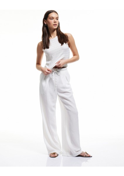 Yeni Sezon Bisiklet Yaka Kolsuz Dokulu Slim Fit Crop Üst Bürümcük fiyatları