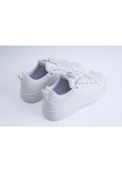 Nova Beyaz Renk Kadın Sneaker fırsatları