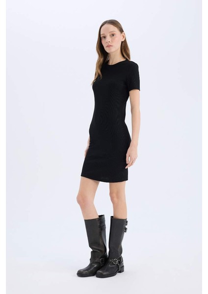 Yeni Sezon Coool Bodycon Vücudu Saran Bisiklet Yaka Fitilli Kaşkorse Kısa Kollu Mini Elbise