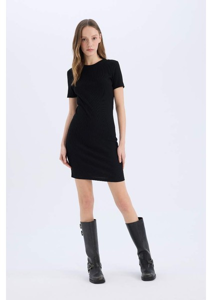 Yeni Sezon Coool Bodycon Vücudu Saran Bisiklet Yaka Fitilli Kaşkorse Kısa Kollu Mini Elbise