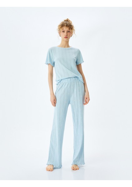 Yeni Sezon Pamuklu Kısa Kollu Ayıcık Işleme Detaylı Pijama Takımı