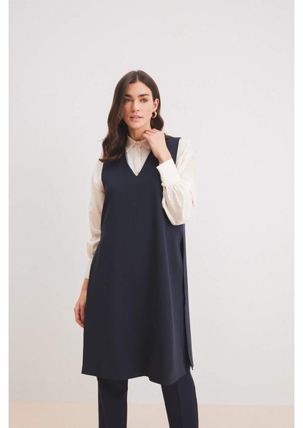 Yeni Sezon Regular Fit V Yaka Basic Düz Uzun Cepli Süveter