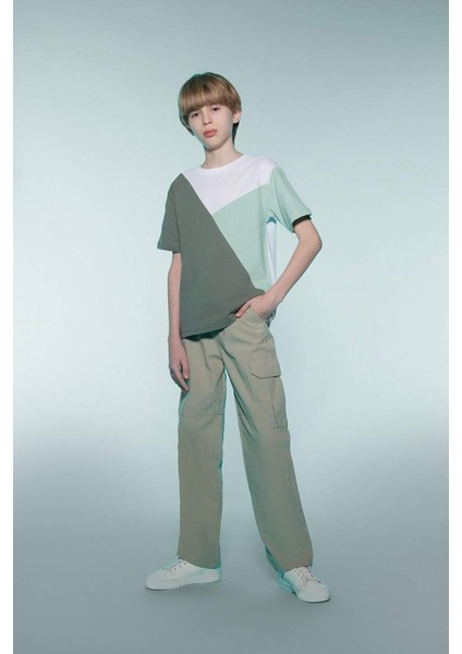 Yeni Sezon Erkek Çocuk Loose Fit Standart Paça Gofre Dokulu Pantolon