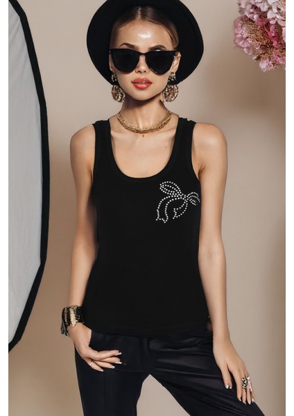 Siyah Taş Detaylı Askılı Kadın Bluz - Göz Alıcı Şıklık - Pia Velle