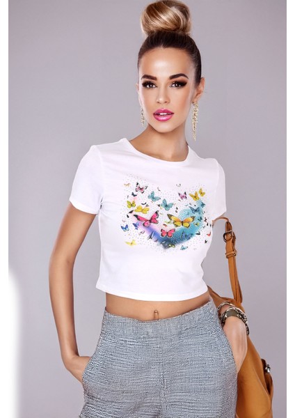 Beyaz Kelebek Desenli Crop Kadın Tişört - Canlı ve Zarif - Pia Velle