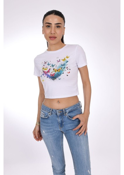 Beyaz Kelebek Desenli Crop Kadın Tişört - Canlı ve Zarif - Pia Velle fiyatları