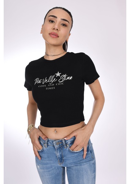 Siyah "pia Velle Star" Yazılı Crop Kadın Tişört - Cool And Chic Times - Pia Velle