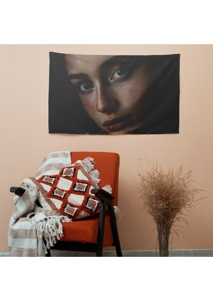Rembrandt'tan Ilham Alan Genç Kadın Portresi Duvar Örtüsü - Pamuk Sırt, Polyester Ön,