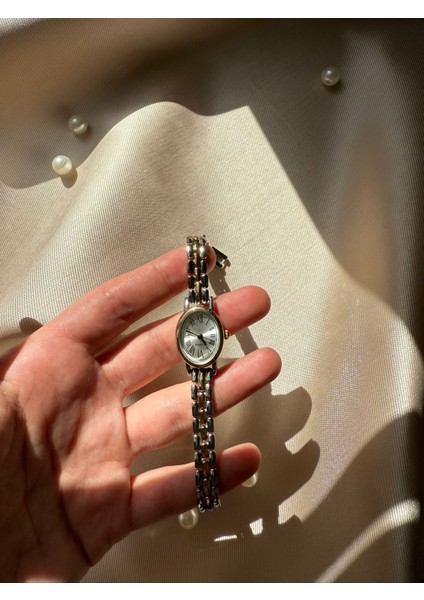 Retro Minimal Boncuk Kordon Vintage Kadın Kol Saati fiyatları