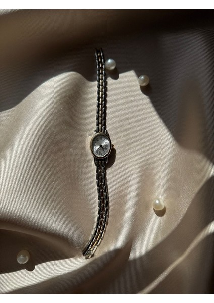 Retro Minimal Boncuk Kordon Vintage Kadın Kol Saati fırsatları