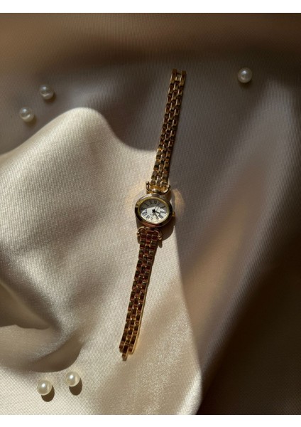 Retro Minimal Boncuk Kordon Vintage Kadın Kol Saati fırsatları
